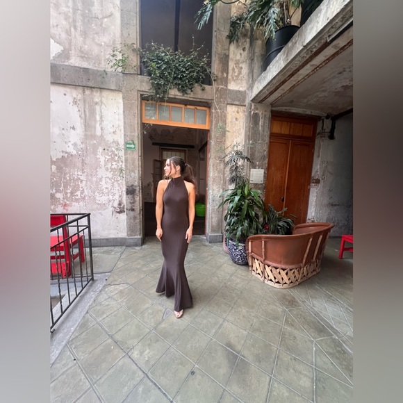 Norma Kamali's Chocolate Halter Turtle Fishtail Gown. - Picture 3 of 3